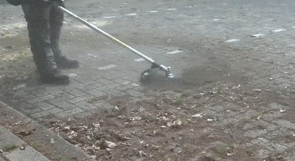 Térkő tisztító, gyomeltávolító kefe fűkaszához - 15 cm