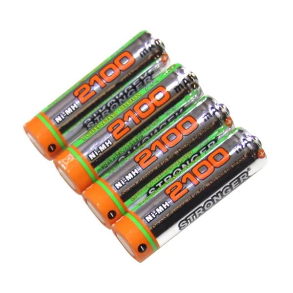 Univerzális elemtöltő + 4 db tölthető 2100mAh ceruza akku