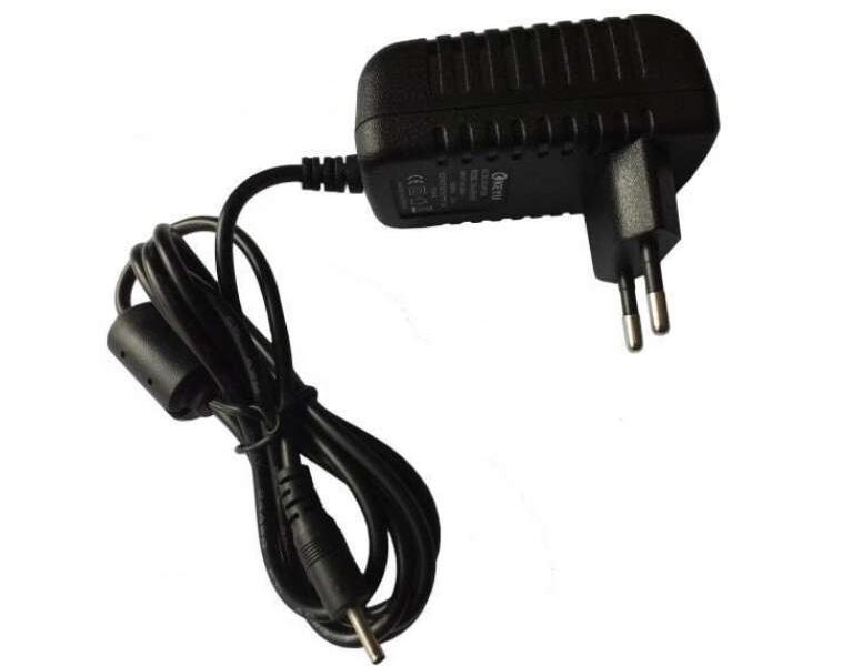 Tápegység kamerákhoz, LED szalagokhoz, DC12V adapter - kültéri és beltéri használatra