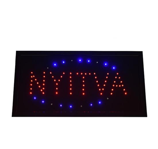 „Nyitva” LED tábla / villogó kék kerettel